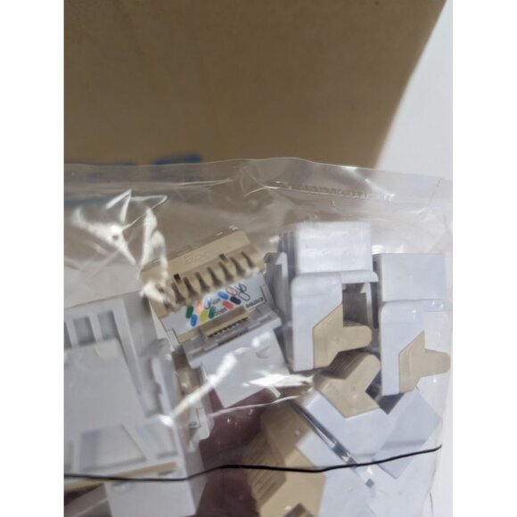 New ICC IC1076VVWH Network Connector RJ-11 Jack for EZ Style 38 Packs - Picture 3 of 5